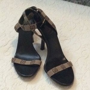 Gucci shoes